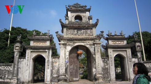 Cổ kính Chùa Chuông - Phố Hiến - ảnh 1