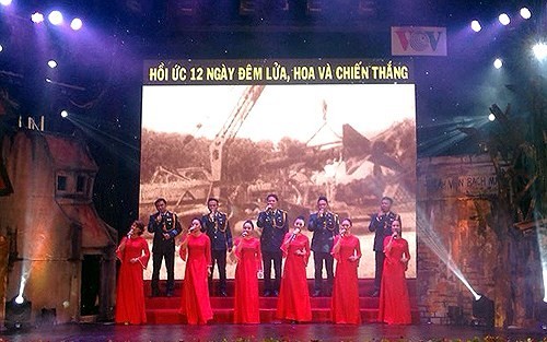 “Hồi ức 12 ngày đêm - Lửa, Hoa và Chiến thắng”  - ảnh 1