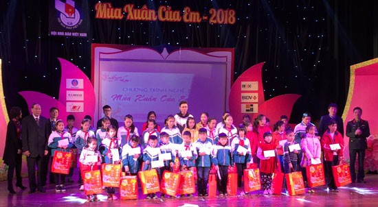 Chương trình Nghệ thuật “Mùa xuân của em- 2018” - ảnh 1