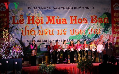 Khai mạc lễ hội “Mùa hoa Ban” tại Sơn La  - ảnh 1