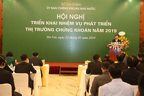 Hội nghị triển khai nhiệm vụ phát triển thị trường chứng khoán năm 2019 - ảnh 1