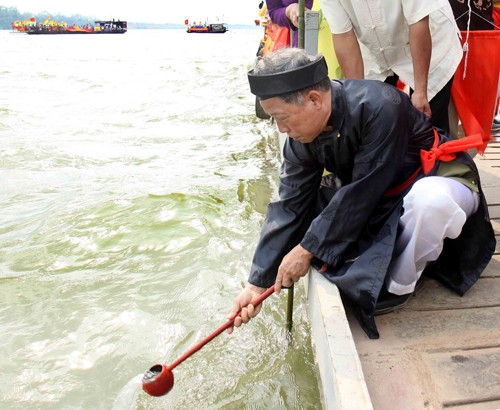 Village festival – culture of wet rice civilization - ảnh 2