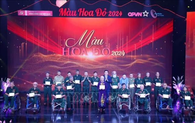 “Màu Hoa Đỏ” - Tái hiện những ký ức về một thời hoa lửa - ảnh 1