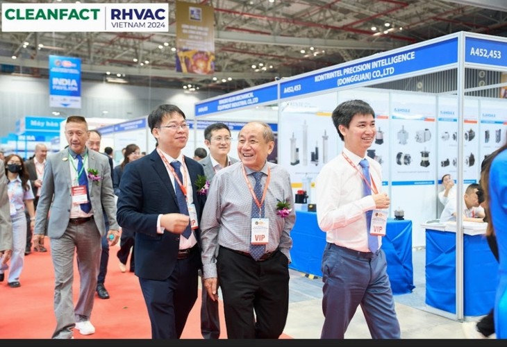 Khai mạc Triển lãm quốc tế CLEANFACT & RHVAC VietNam 2024 - ảnh 2