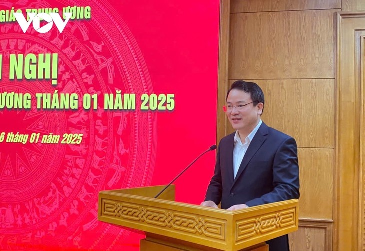 Tăng trưởng năm 2025 đạt ít nhất 8% và phấn đấu hai con số - ảnh 1