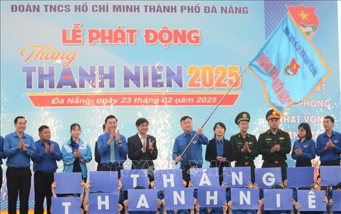 Thể hiện tình yêu nước, trách nhiệm xã hội của đoàn viên, thanh niên  - ảnh 1