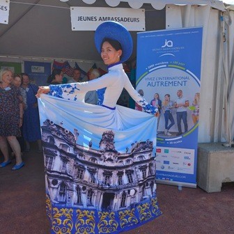 Áo dài Việt-vẻ đẹp, thương hiệu Việt Nam - ảnh 3