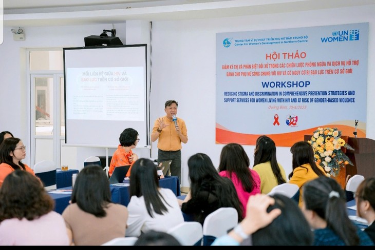 Vì một xã hội không kỳ thị, phân biệt đối xử với người bị nhiễm HIV  - ảnh 1