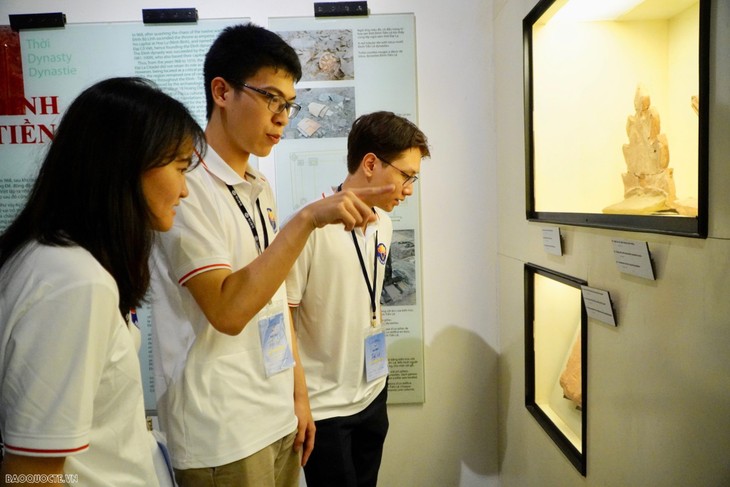 Mong mỏi của kiều bào về sự phát triển của đất nước - ảnh 3