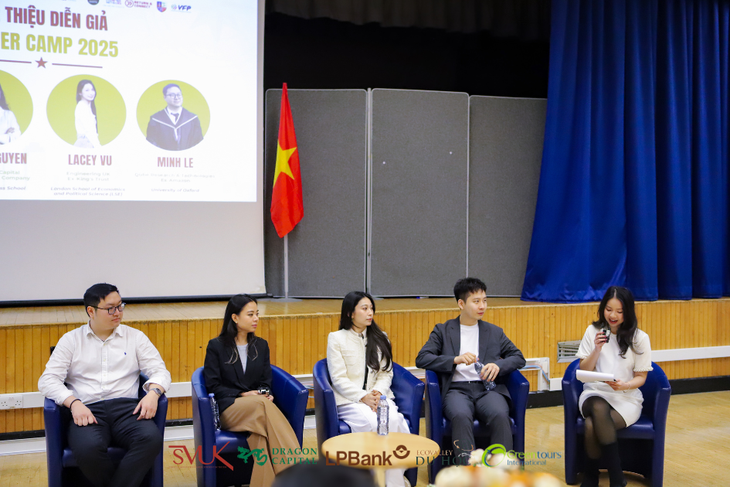 Hội sinh viên Việt Nam tại Vương Quốc Anh: Cầu nối văn hóa, giáo dục - ảnh 4