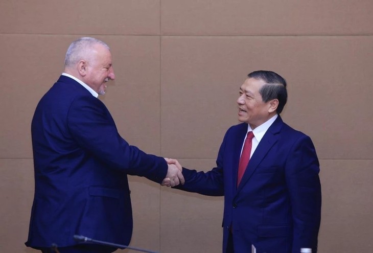 Tăng cường hợp tác giữa Đảng Cộng sản Việt Nam và Đảng Xã hội Hungary - ảnh 1