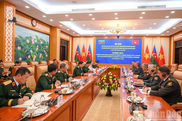 Tăng cường hợp tác quốc phòng Việt Nam – Azerbaijan - ảnh 3