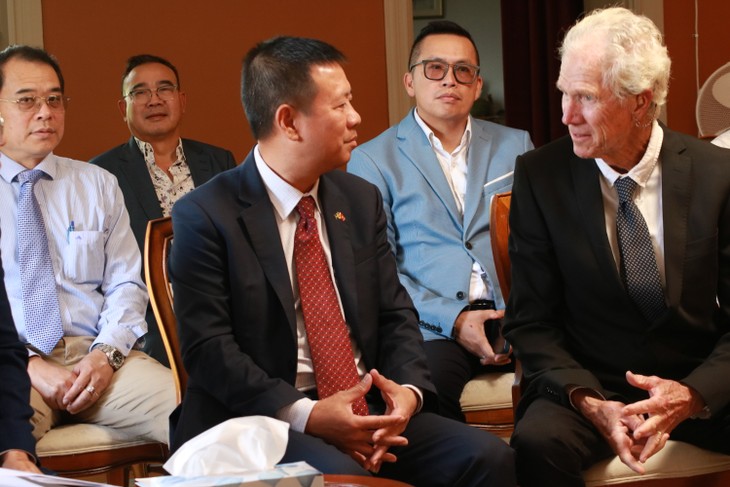 Đạo diễn phim người Thụy Điển Bo Öhlén được trao  Kỷ niệm chương Vì sự nghiệp Văn hóa, Thể thao và Du lịch - ảnh 6