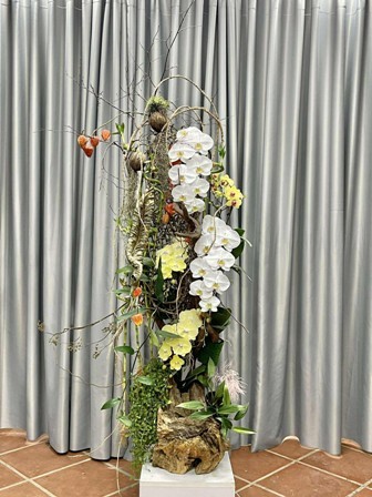 Trình diễn cắm hoa - hướng về bà con vùng lũ - ảnh 3