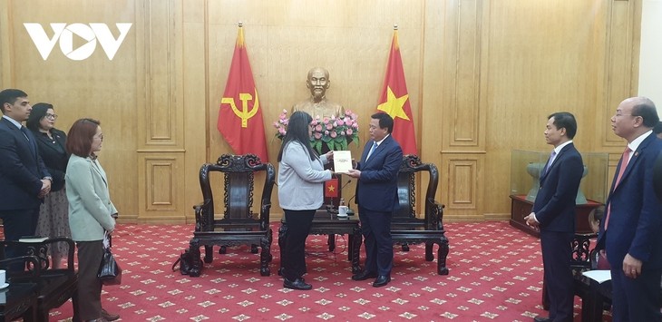 Thúc đẩy hợp tác đào tạo, bồi dưỡng cán bộ Việt Nam – Venezuela - ảnh 2