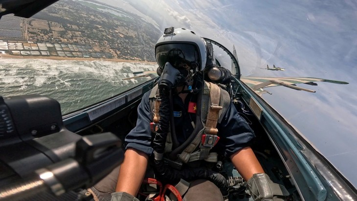 Nguyễn Hoàng Hải Quang: Người canh giữ vùng trời bình yên của Tổ quốc - ảnh 2