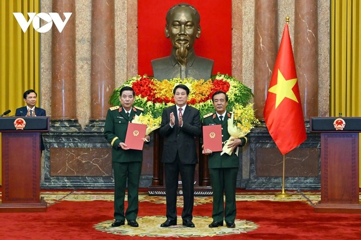 Chủ tịch nước trao quyết định bổ nhiệm Chủ nhiệm Tổng cục chính trị và thăng quân hàm Đại tướng, Thượng tướng - ảnh 2