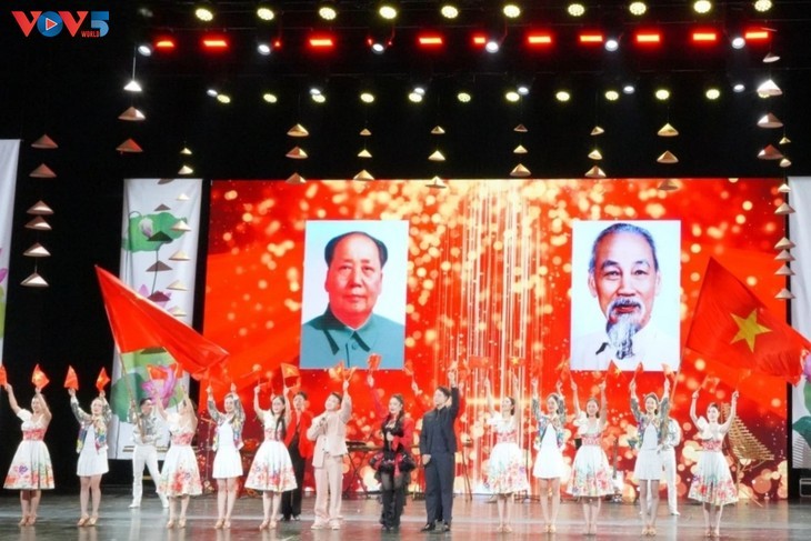 Quan hệ Việt Nam - Trung Quốc bước vào giai đoạn phát triển mới với nhiều triển vọng hợp tác sâu rộng - ảnh 1