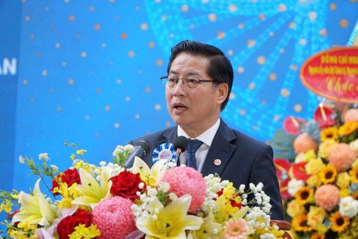 Bệnh viện Bình Dân định hướng trở thành trung tâm đào tạo phẫu thuật robot hàng đầu Đông Nam Á - ảnh 1