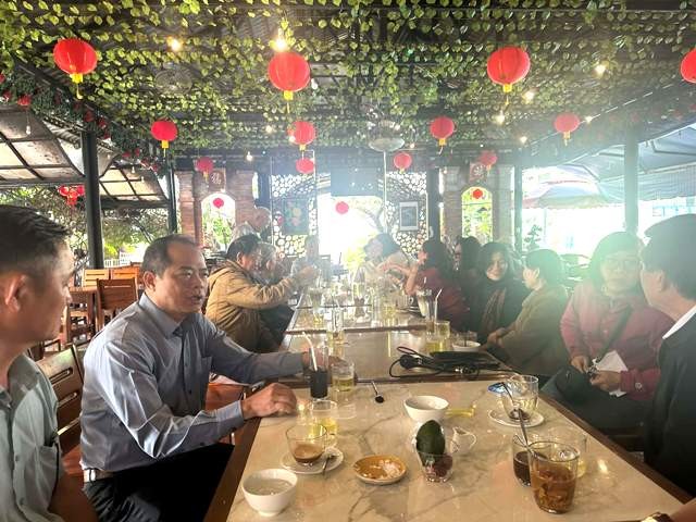 Điểm tựa cho những mảnh đời khó khăn - ảnh 3