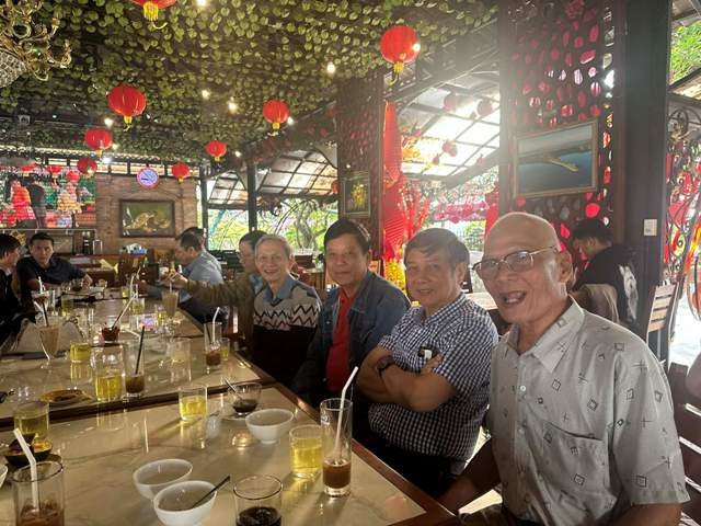 Điểm tựa cho những mảnh đời khó khăn - ảnh 1