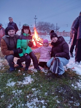 Lan tỏa hạnh phúc từ mỗi gia đình Việt ở nước ngoài - ảnh 1