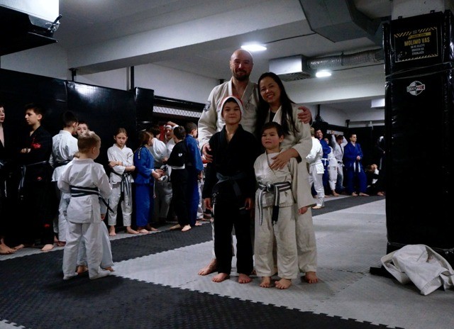 Lan tỏa hạnh phúc từ mỗi gia đình Việt ở nước ngoài - ảnh 5