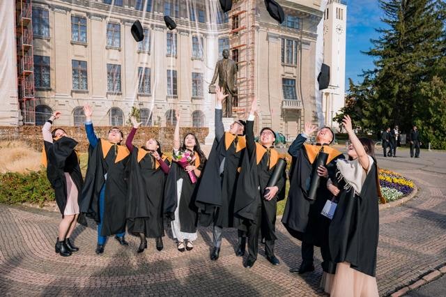 Chuyển đổi số, trí tuệ nhân tạo hỗ trợ công việc trong thời kỳ hội nhập - ảnh 3