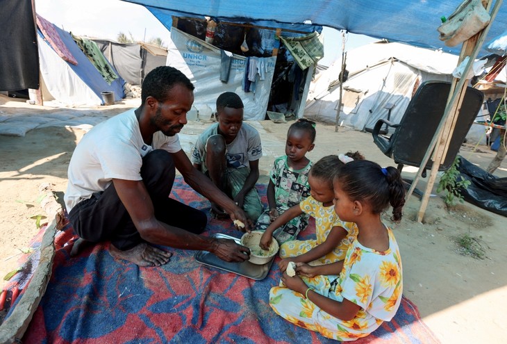 Израиль готов к сделке по Газе при освобождении заложников и разоружении ХАМАС - ảnh 1