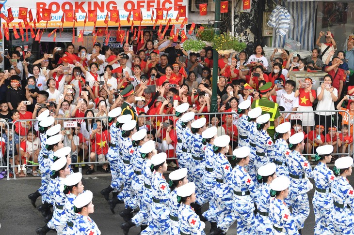 Российские друзья говорят о Вьетнаме по случаю 80-летия Дня Независимости: от героических воспоминаний до уверенности в перспективе развития страны - ảnh 3