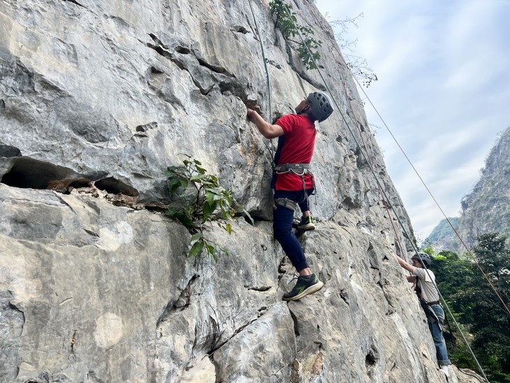Община Хыулиен в провинции Лангшон - прекрасное место для любителей экстремального туризма - ảnh 1