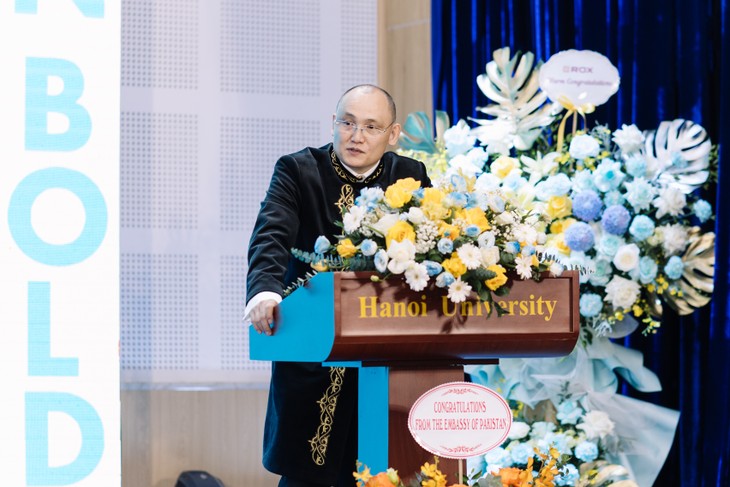 Трактат «О взглядах жителей добродетельного города»: Опубликовано философское наследие Аль-Фараби во Вьетнаме - ảnh 2