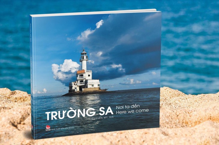 Trần Đăng Khoa: Trường Sa nơi ta đến - cuốn sách ảnh đặc biệt - ảnh 1