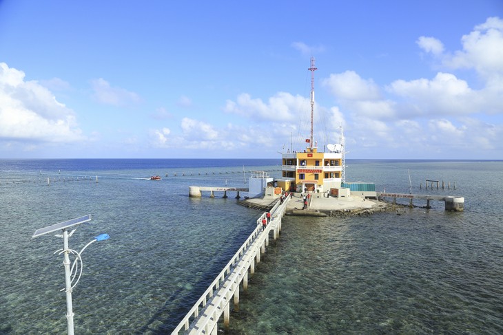 Triển lãm Trường Sa trong ta - Hội tụ tình yêu biển đảo - ảnh 13