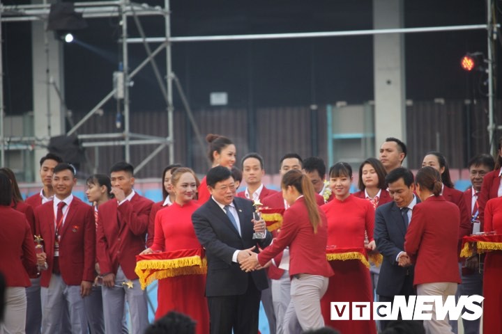 Khoảnh khắc ấn tượng lễ vinh danh những 'người hùng' ASIAD 2018 tại sân vận động Mỹ Đình - ảnh 14