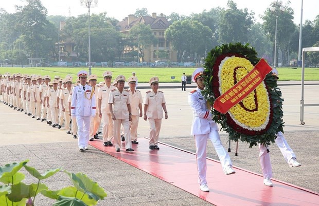 Lãnh đạo Đảng, Nhà nước và nhân dân tưởng nhớ Chủ tịch Hồ Chí Minh - ảnh 4