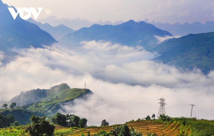  Cao nguyên đá Hà Giang đẹp ngỡ ngàng trong tiết thu - ảnh 2