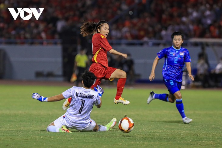 TRỰC TIẾP ĐT nữ Việt Nam 1 - 0 ĐT nữ Thái Lan: Huỳnh Như mở tỷ số - ảnh 1