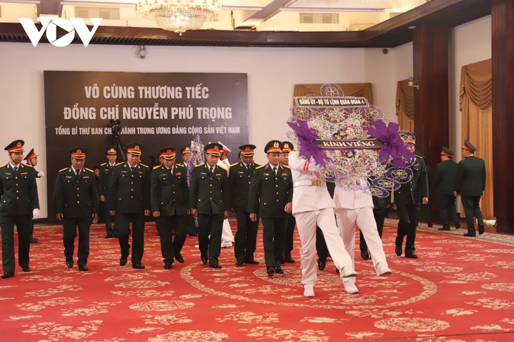 Toàn cảnh lễ viếng Tổng Bí thư Nguyễn Phú Trọng sáng ngày 25/7/2024 - ảnh 10