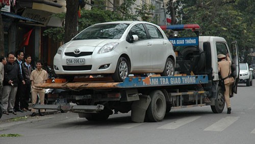 Hanoi despliega plan de acción para el “Año de seguridad vial 2012” - ảnh 2