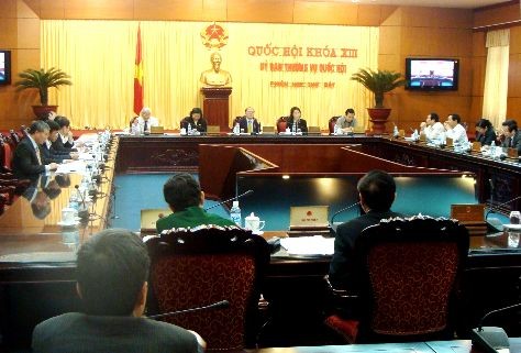 Parlamento vietnamita aprueba Decreto sobre Código del sistema jurídico - ảnh 1