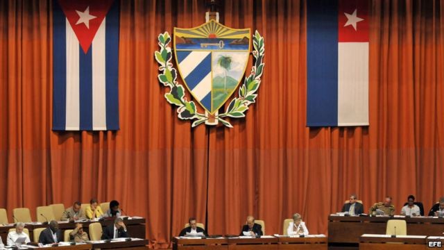 Cuba experimenta plan de separación de poderes - ảnh 1