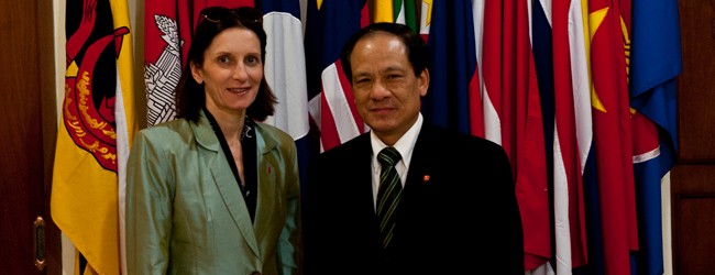 Francia aboga por fortalecer relaciones amistosas y cooperativas con ASEAN - ảnh 1