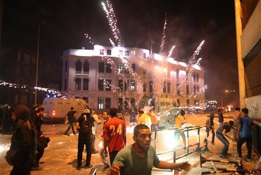 Toma posesión de gobierno nuevo gabinete egipcio mientras protestas continúan - ảnh 2