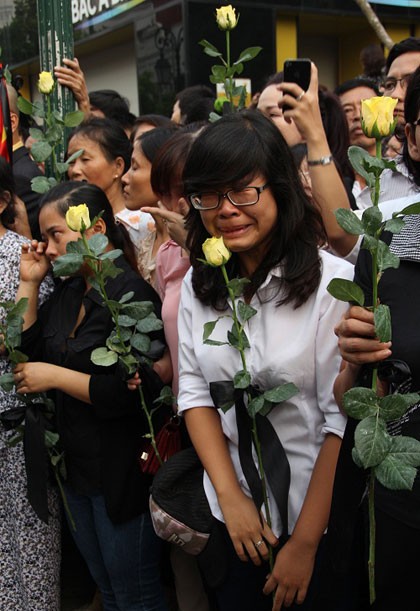 Dolor y pesar en Vietnam por la partida del legendario general - ảnh 5