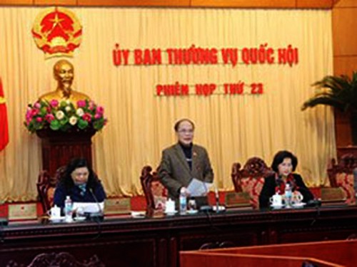 Parlamento vietnamita se concentra en nuevas legislaciones - ảnh 1