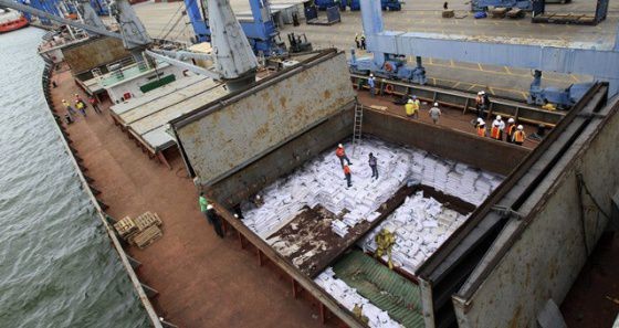 Liberan barco norcoreano retenidos con armas en Panamá - ảnh 1