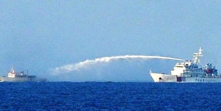 Senadores franceses de Amistad apoyan Vietnam en el tema del Mar Oriental  - ảnh 1