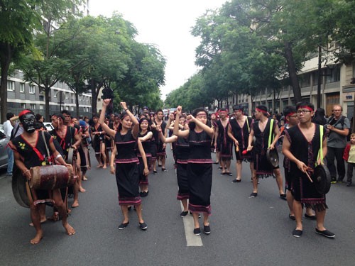 Los gongs y batintines de Tay Nguyen resuenan en París - ảnh 2