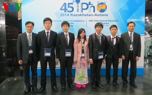 Condecorados alumnos vietnamitas en Olimpiada Internacional de Física 2014 - ảnh 1